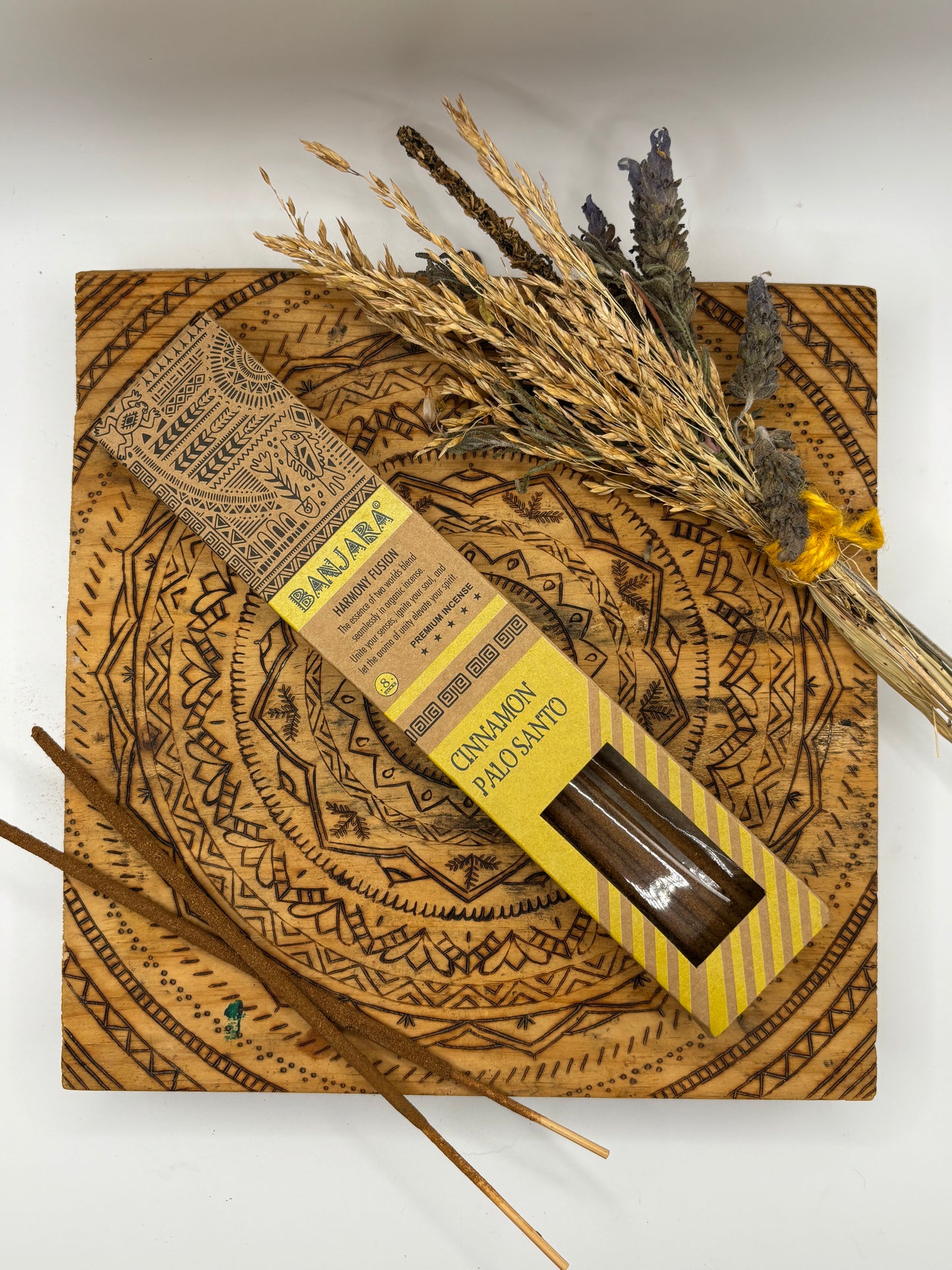🌿 Canela & Palo Santo – Fuerza Interior y Calidez Protectora 🕯️